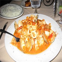 mixed-seafood-in-tomato